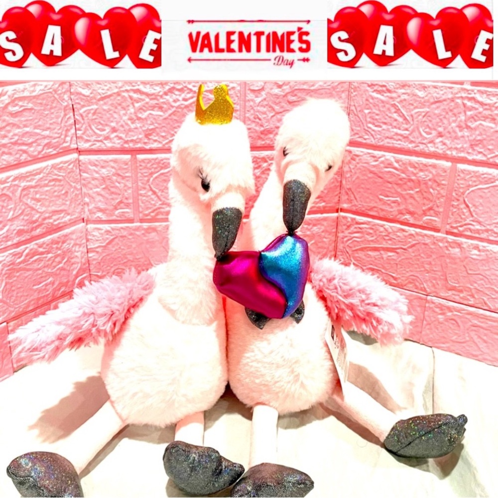 SIGNATURE Products Group hugging duo plush flamingos 🦩 in love size 18”  NWT